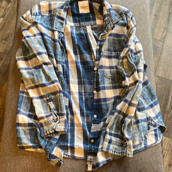 American Eagle Outfitters Tops - AE button up